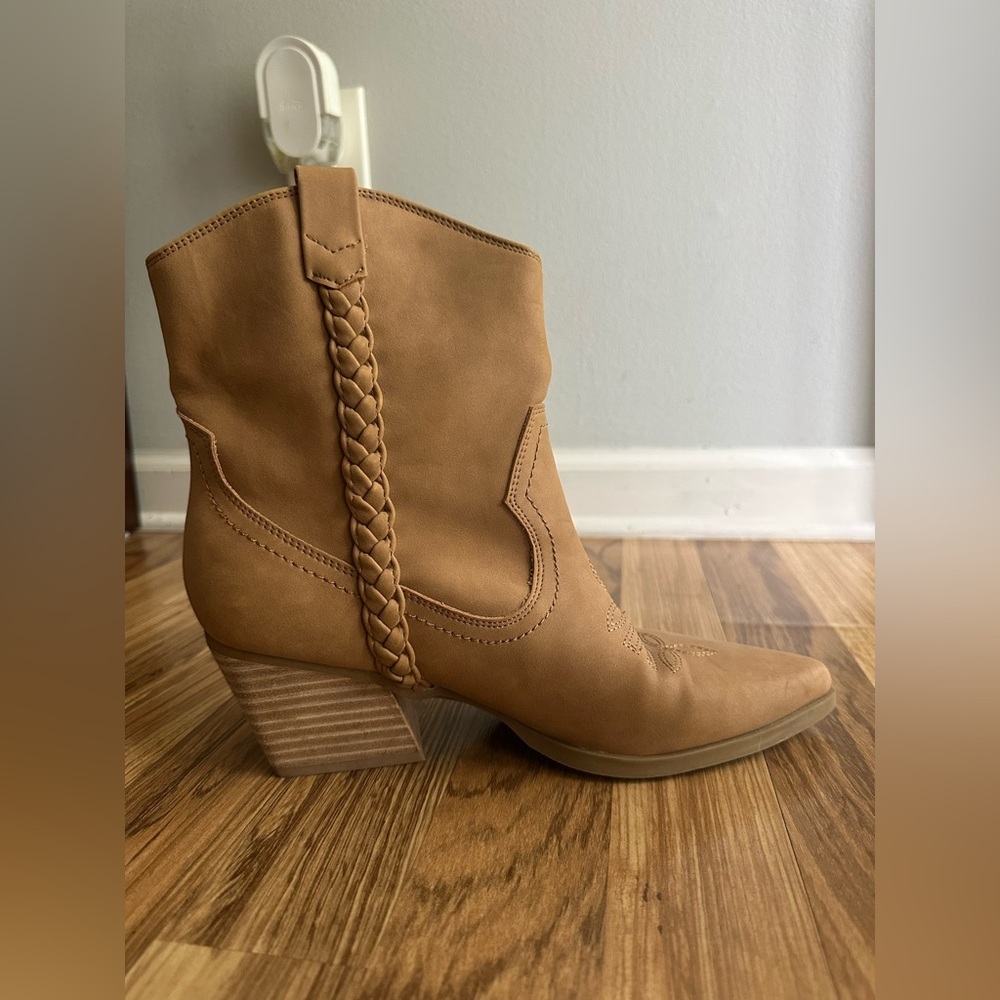 Dolce Vita Koolson Women’s Western Cowgirl lAnkle Boots in Camel Size 8.5 - Picture 6 of 12
